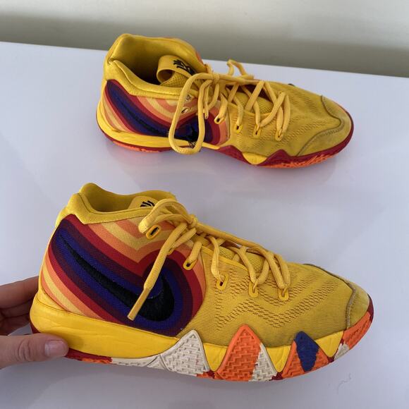 Nike Kyrie 4 GS 70s AA2897-700 Unisex Kids Decade Pack Yellow Shoes US 7Y - Picture 1 of 13